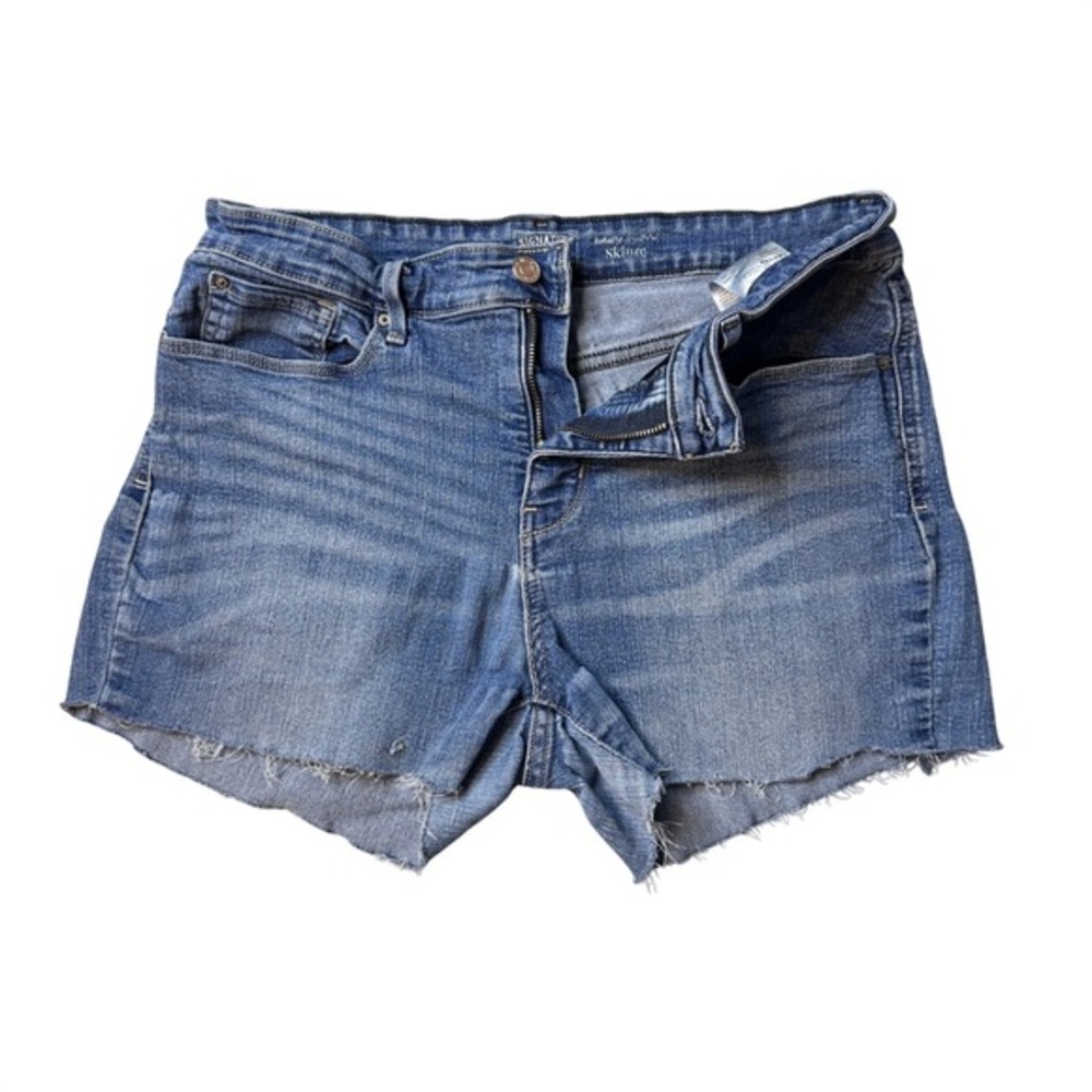 Signature by Levi Strauss Shorts Womens 14M Blue Totally Shaping Skinny Cut Off